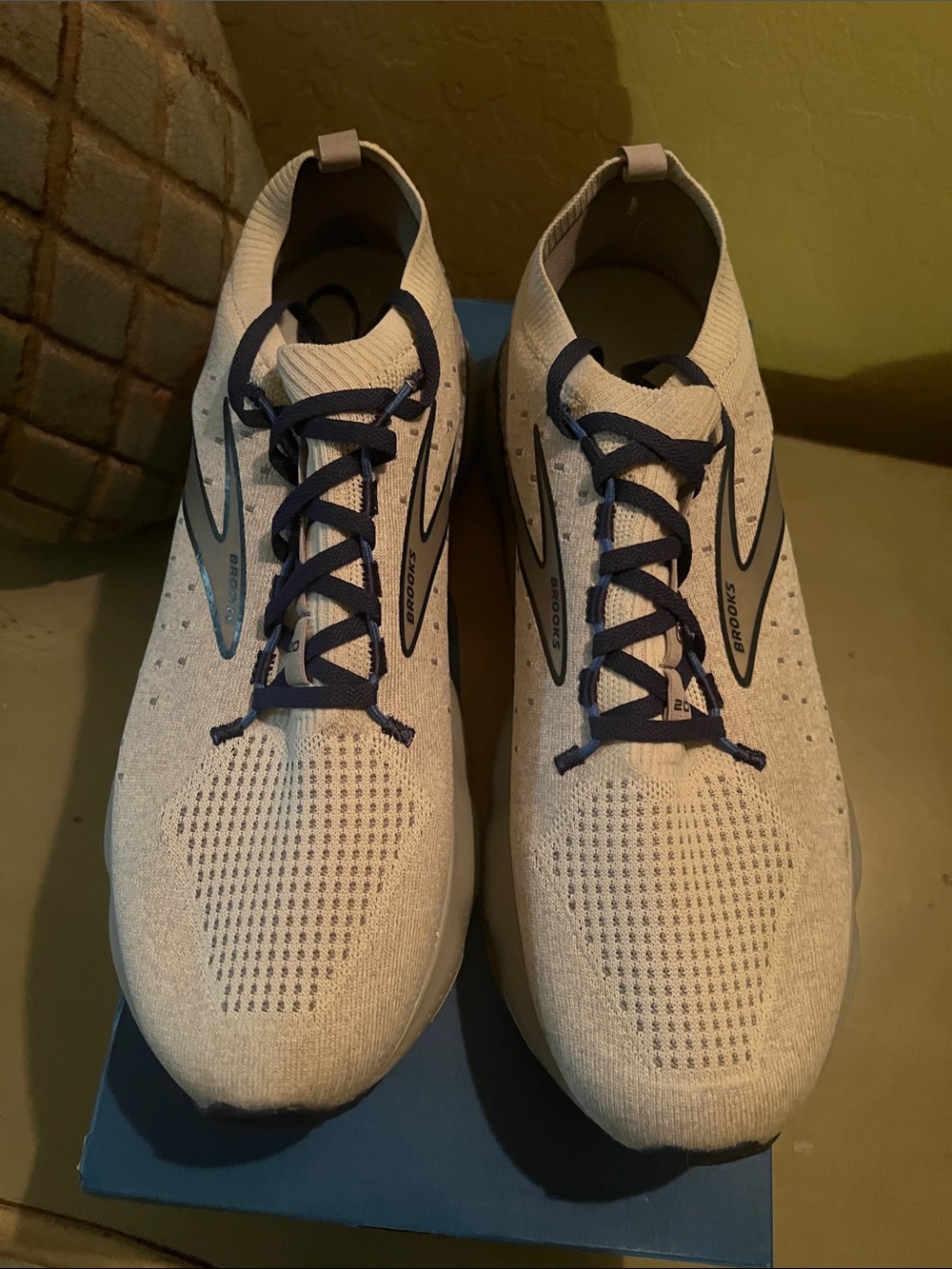 Brooks Men’s Running Shoes - Light Gray with Navy Accents